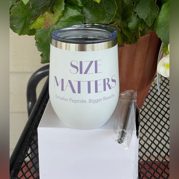 White Stainless Steel Tumbler with Straw - Picture 4 of 13